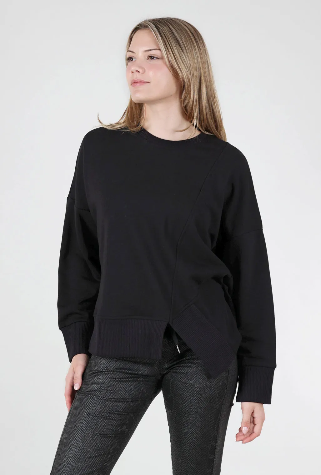 Asymmetric Hem Sweatshirt, Black