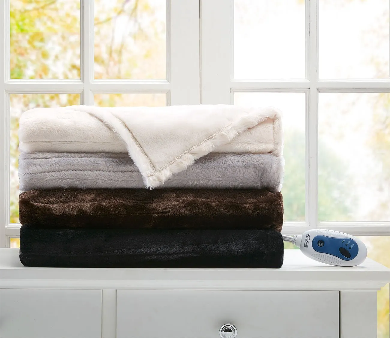 Beautyrest Duke Faux Fur Heated Throw Blanket