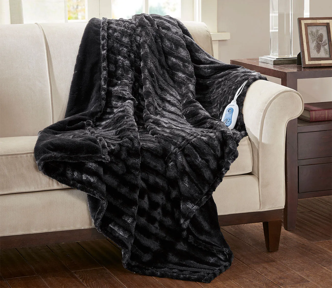 Beautyrest Duke Faux Fur Heated Throw Blanket