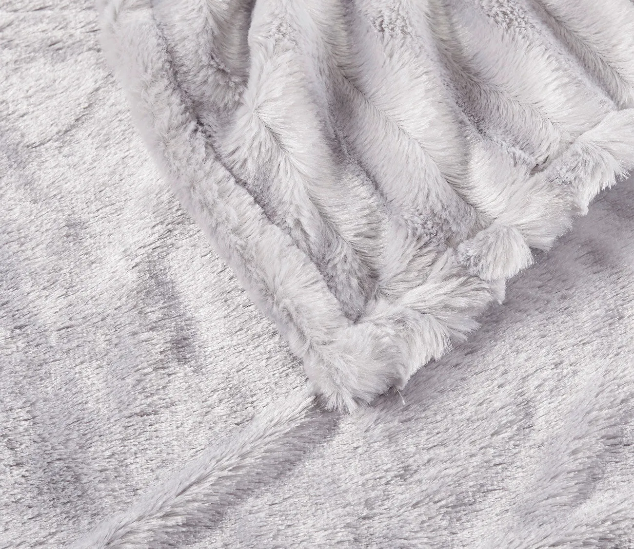 Beautyrest Duke Faux Fur Heated Throw Blanket