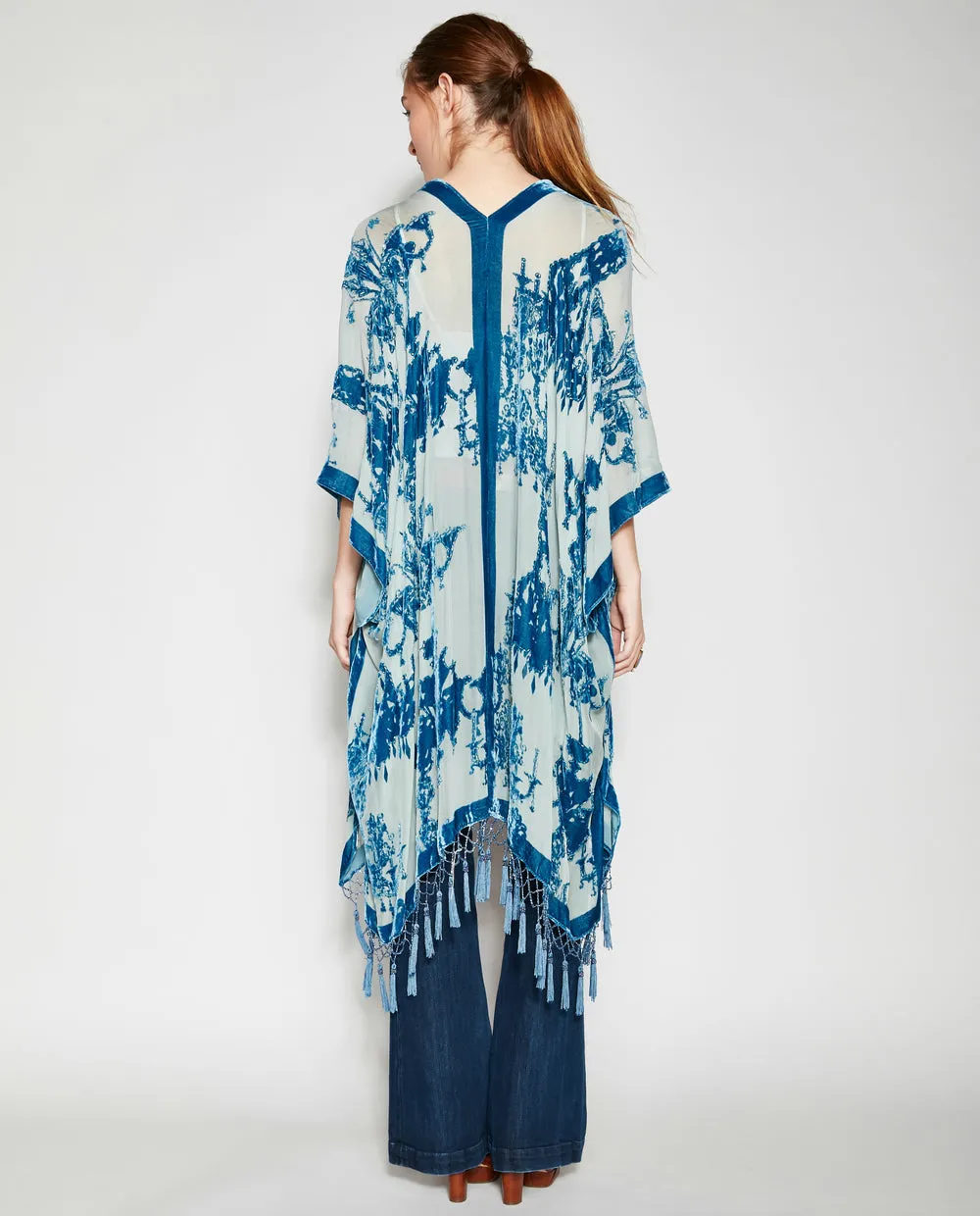 BOHEMIAN CHANDELIER KIMONO IN SKY