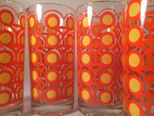 Colony Frolic Groovy Retro Orange & Yellow Circle Glasses (Set of 4)