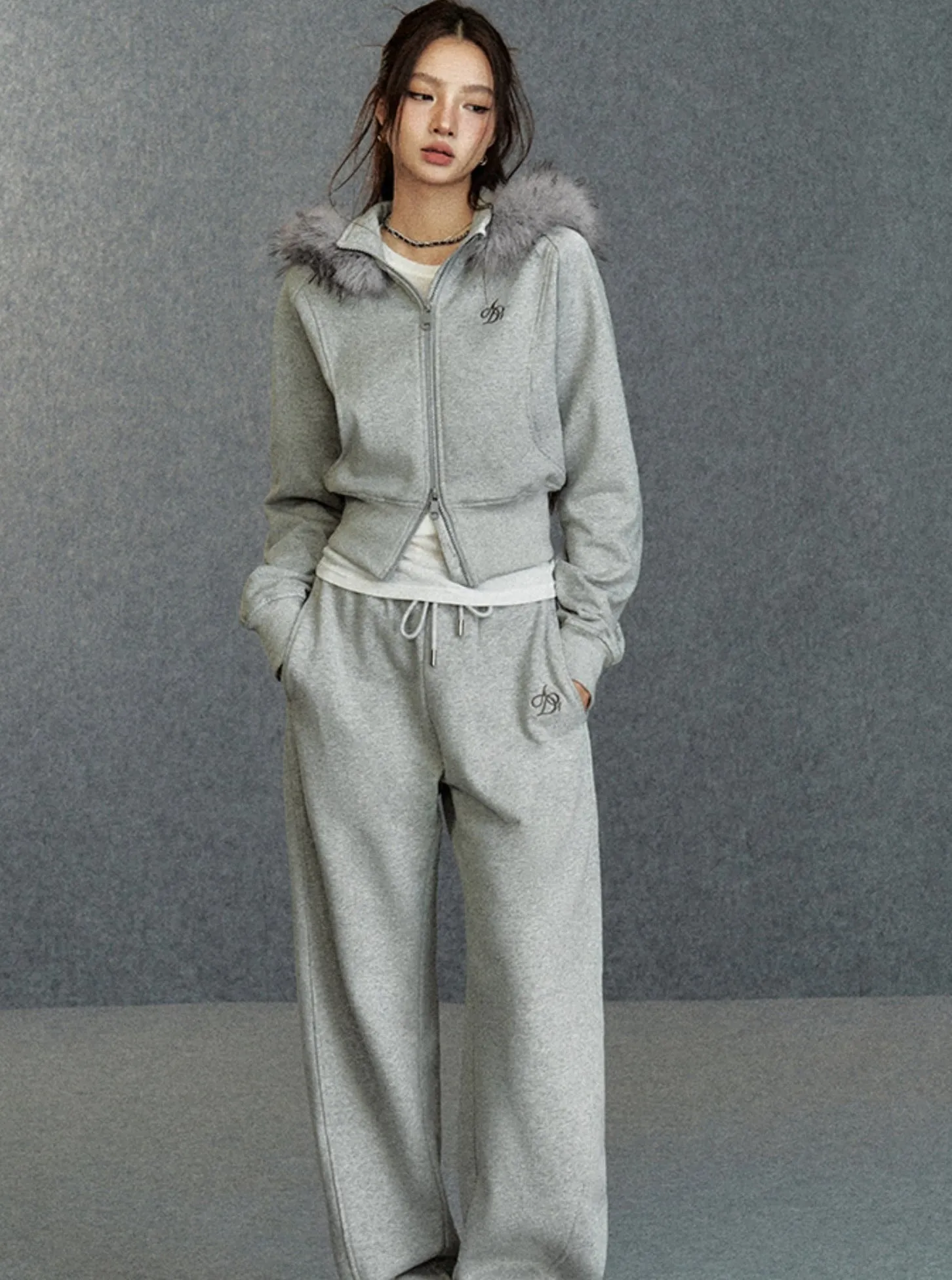 Cropped Fur-Trimmed Hoodie: Zip-Up Sweatshirt with Logo Embroidery