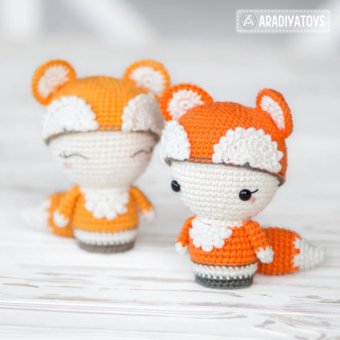 Mini Laura the Fox from "AradiyaToys Minis” collection / mini doll crochet pattern by AradiyaToys (Amigurumi tutorial PDF file)