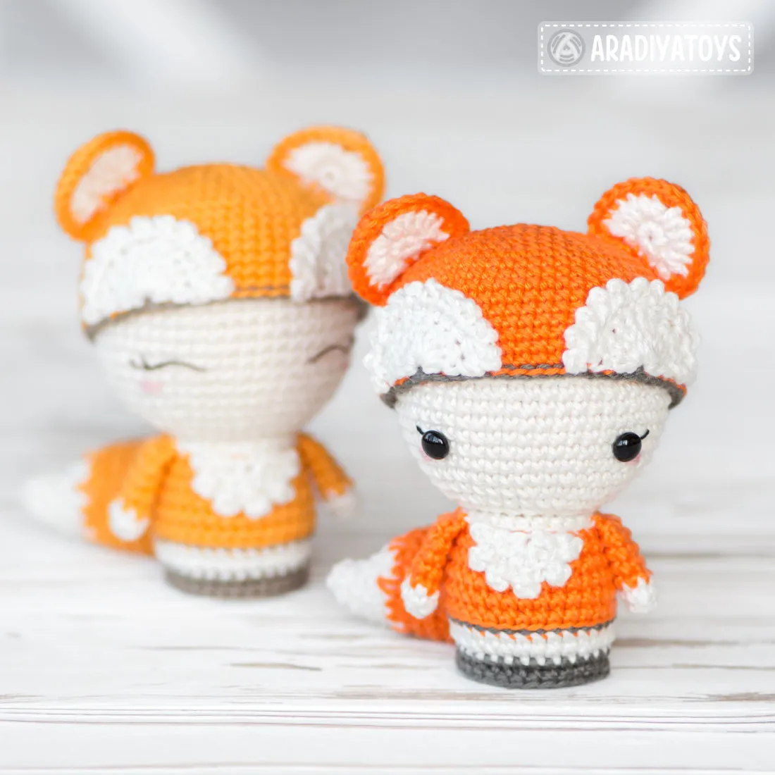 Mini Laura the Fox from "AradiyaToys Minis” collection / mini doll crochet pattern by AradiyaToys (Amigurumi tutorial PDF file)